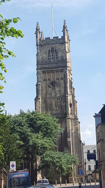 Walkers Court By Treetop Property Cirencester Eksteriør bilde